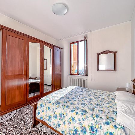 Wonderful House Apartment Savona Bagian luar foto