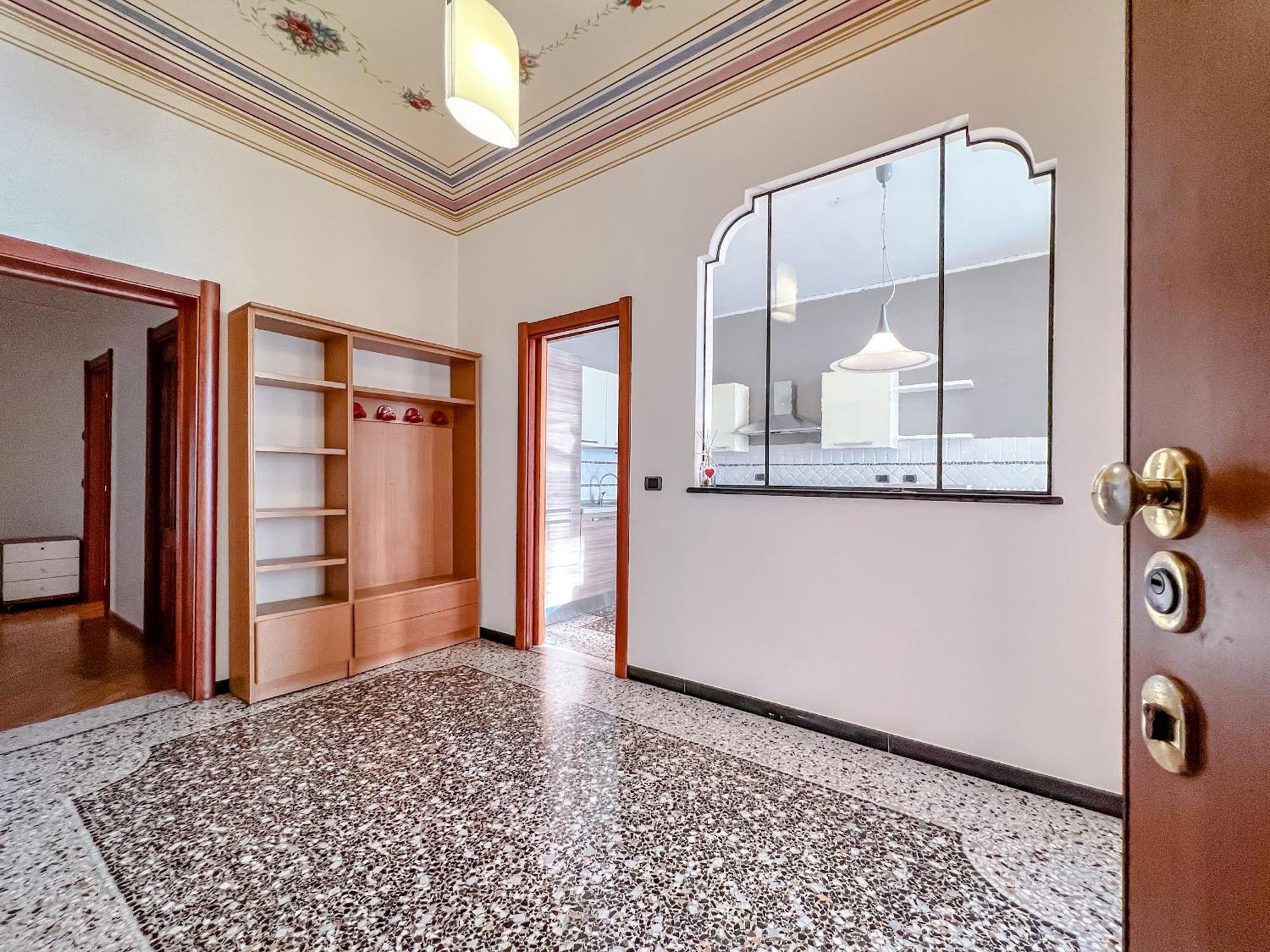 Wonderful House Apartment Savona Bagian luar foto
