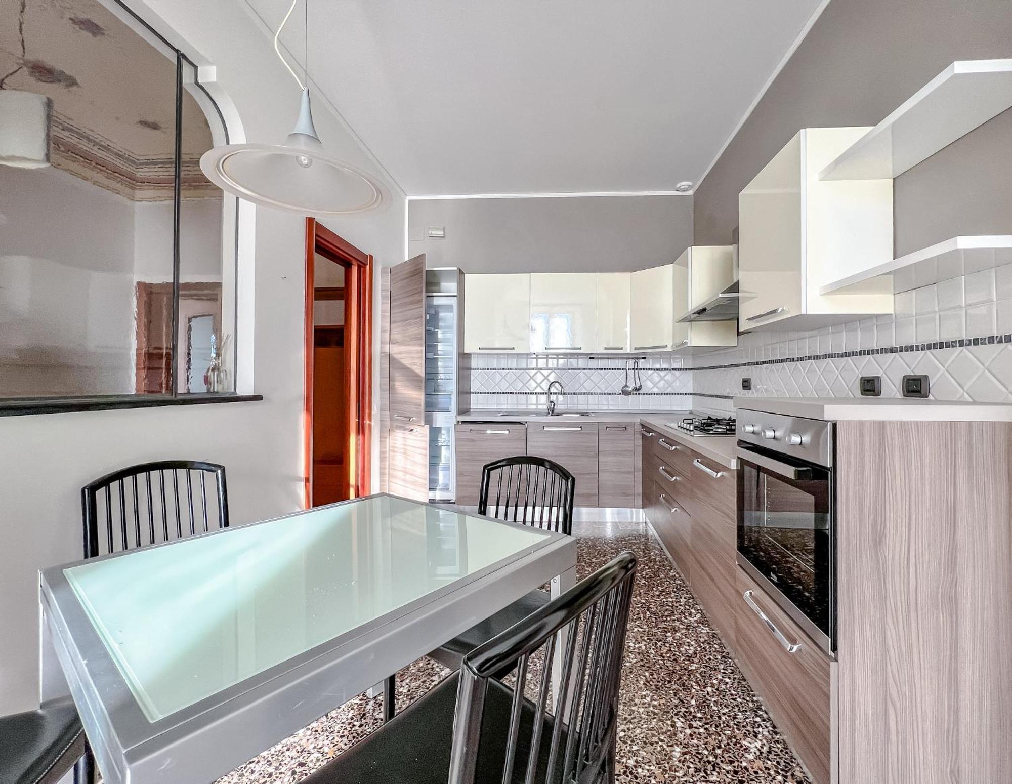Wonderful House Apartment Savona Bagian luar foto