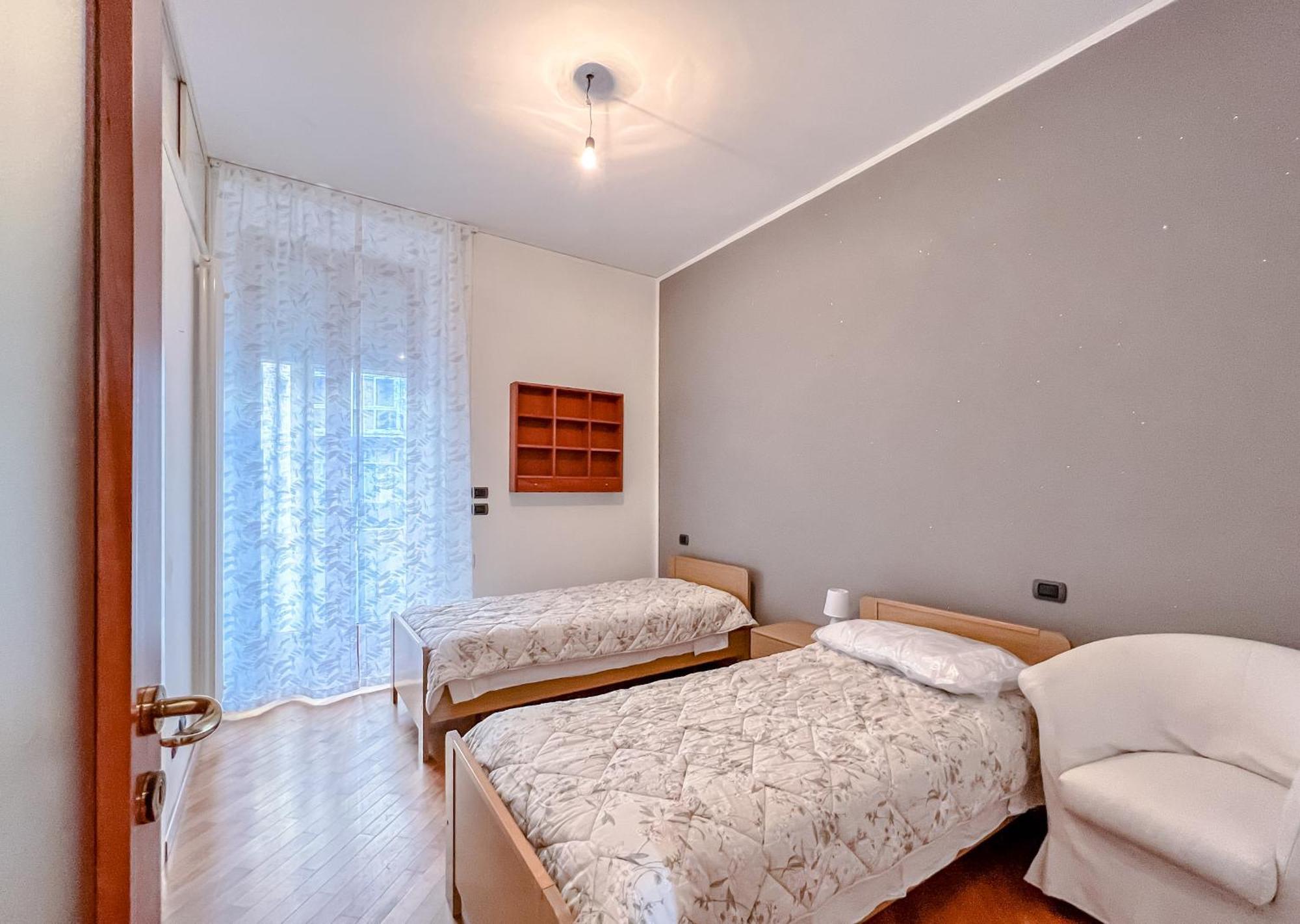 Wonderful House Apartment Savona Bagian luar foto