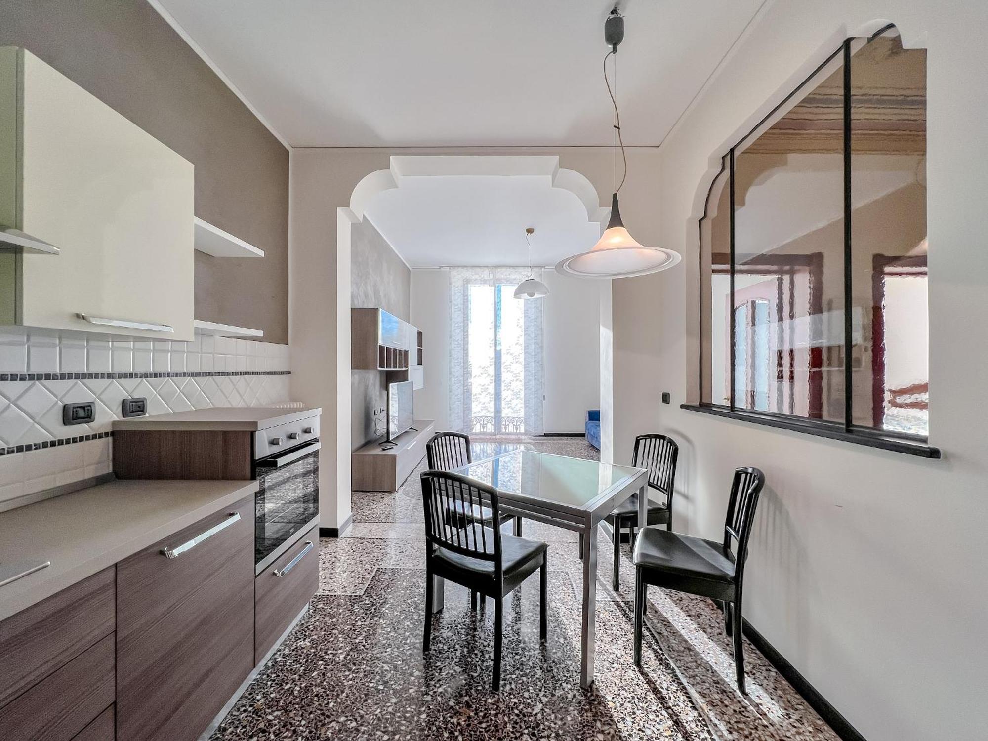 Wonderful House Apartment Savona Bagian luar foto