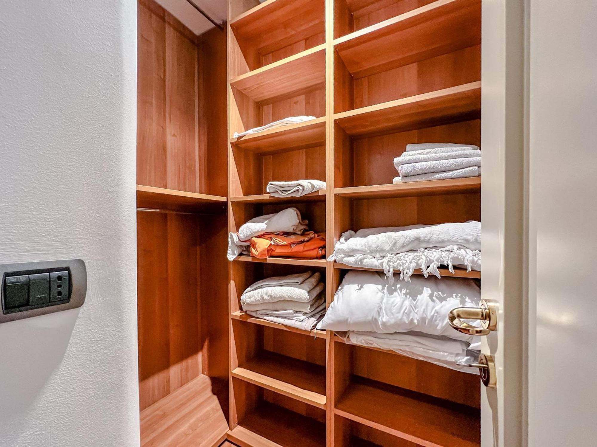 Wonderful House Apartment Savona Bagian luar foto