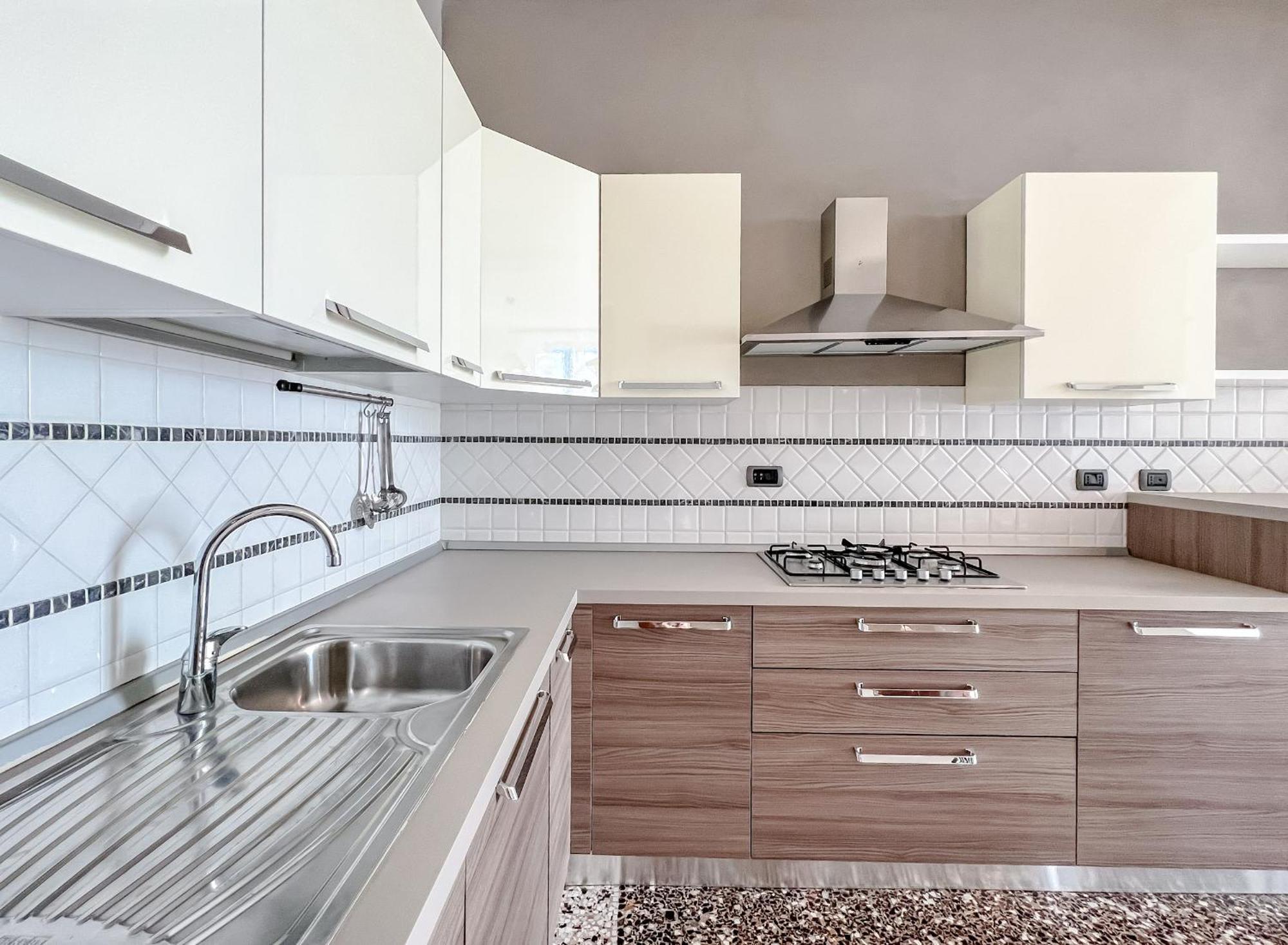 Wonderful House Apartment Savona Bagian luar foto